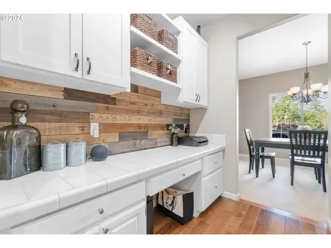 705 Nw Fremont Street Camas WA 98607