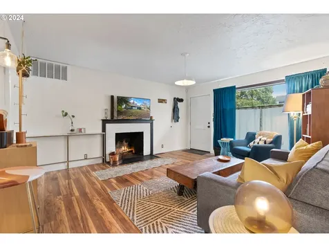 6405 NE 6th Avenue Portland OR 97211