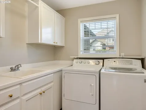 17720 SE 37th Street Vancouver WA 98683