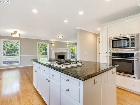 17720 SE 37th Street Vancouver WA 98683