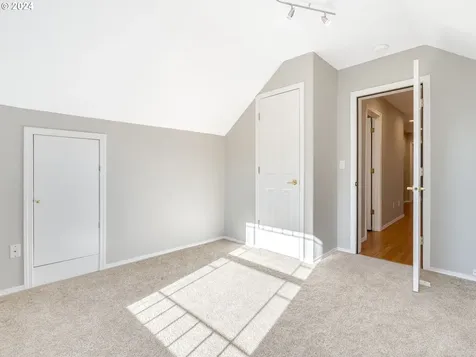 17720 SE 37th Street Vancouver WA 98683
