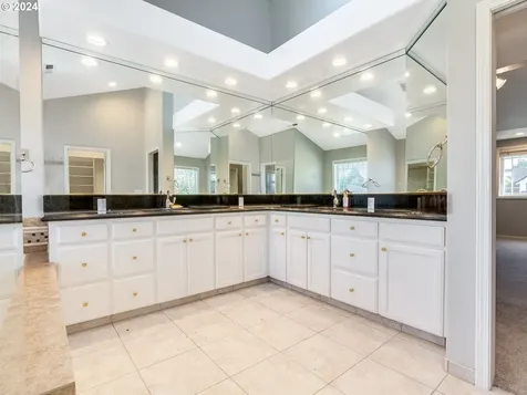 17720 SE 37th Street Vancouver WA 98683