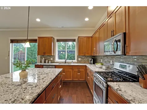 10590 NW 285th Drive North Plains OR 97133