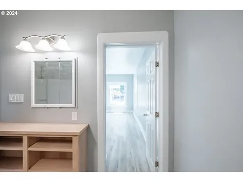 145 Kesling Street Harrisburg OR 97446