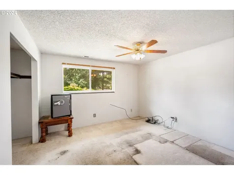 22130 S Beavercreek Road Beavercreek OR 97004