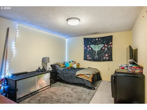 22130 S Beavercreek Road Beavercreek OR 97004
