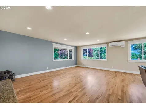 3115 W 19th Avenue Eugene OR 97405