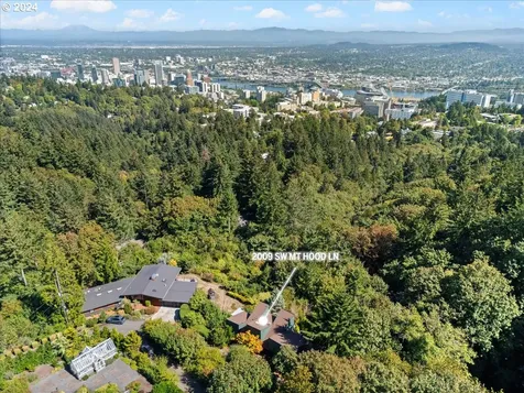 2009 Sw Mount Hood Lane Portland OR 97239