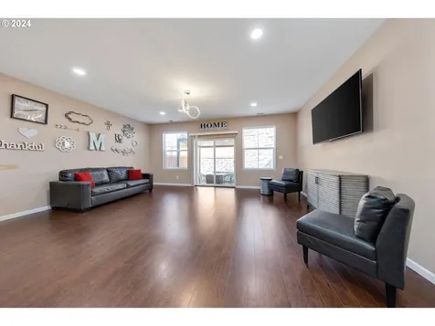 15721 SE Swift Court Clackamas OR 97015