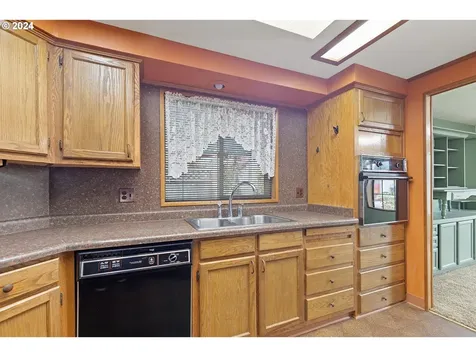 100 SW 195th Avenue Beaverton OR 97006