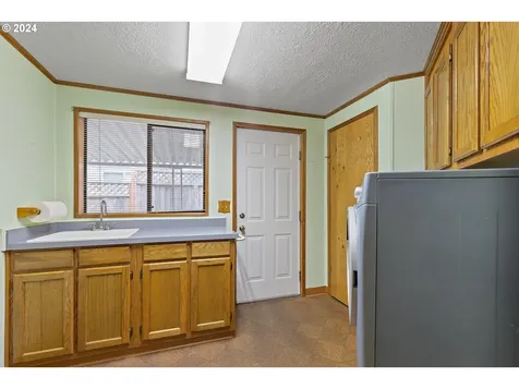 100 SW 195th Avenue Beaverton OR 97006