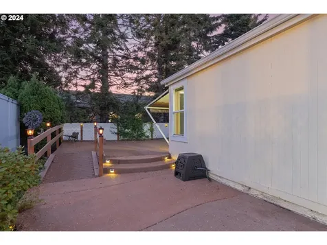 100 SW 195th Avenue Beaverton OR 97006