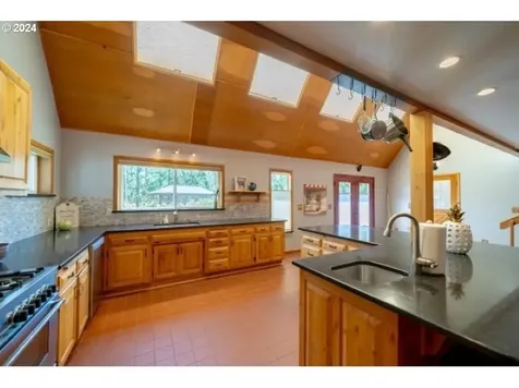 19034 Old Mehama Road SE Stayton OR 97383