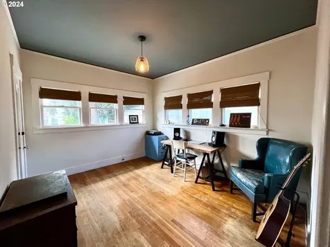 2305 Ne 41st Avenue Portland OR 97212