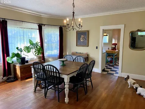 2305 Ne 41st Avenue Portland OR 97212