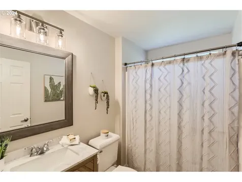 15133 Se Holland Loop Happy Valley OR 97086