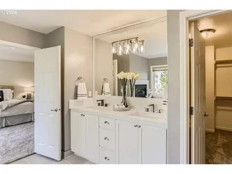 15133 Se Holland Loop Happy Valley OR 97086
