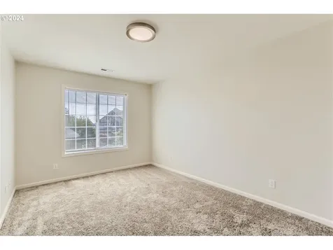 15133 Se Holland Loop Happy Valley OR 97086