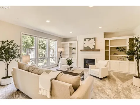 15133 Se Holland Loop Happy Valley OR 97086
