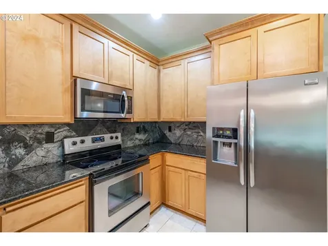 2121 Mayfly Street Lebanon OR 97355