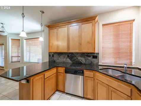 2121 Mayfly Street Lebanon OR 97355