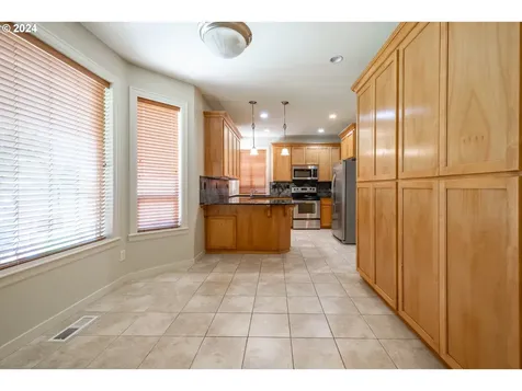 2121 Mayfly Street Lebanon OR 97355