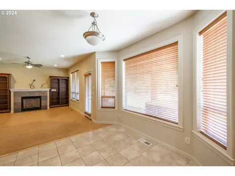 2121 Mayfly Street Lebanon OR 97355