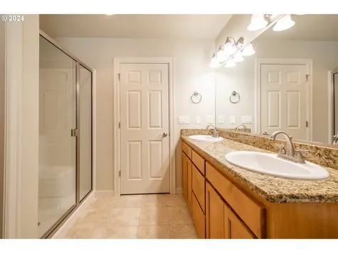 2121 Mayfly Street Lebanon OR 97355