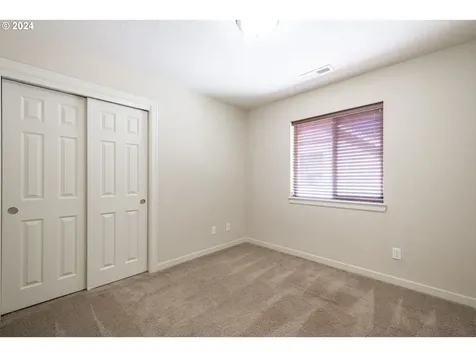 2121 Mayfly Street Lebanon OR 97355
