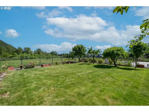 2121 Mayfly Street Lebanon OR 97355