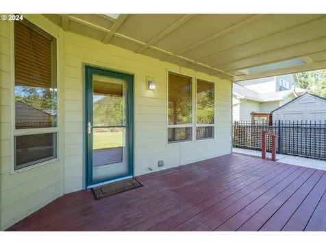 2121 Mayfly Street Lebanon OR 97355