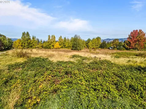 3950 Portland Drive Hood River OR 97031