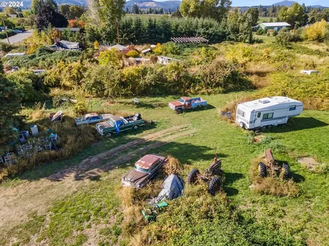 3950 Portland Drive Hood River OR 97031