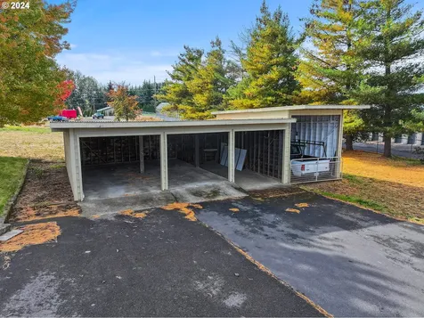 1370 Tucker Road Hood River OR 97031
