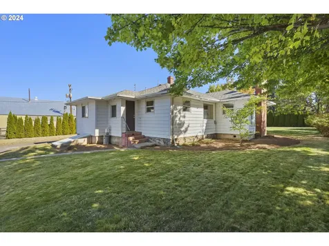 1370 Tucker Road Hood River OR 97031