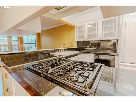 11591 SW 134th Place Portland OR 97223