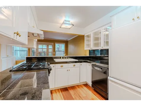11591 SW 134th Place Portland OR 97223