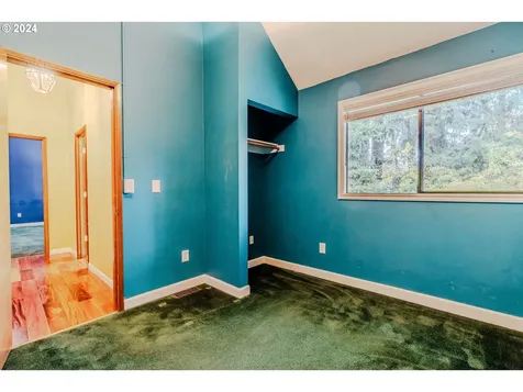 11591 SW 134th Place Portland OR 97223