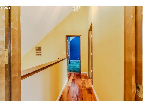 11591 SW 134th Place Portland OR 97223