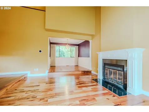 11591 SW 134th Place Portland OR 97223