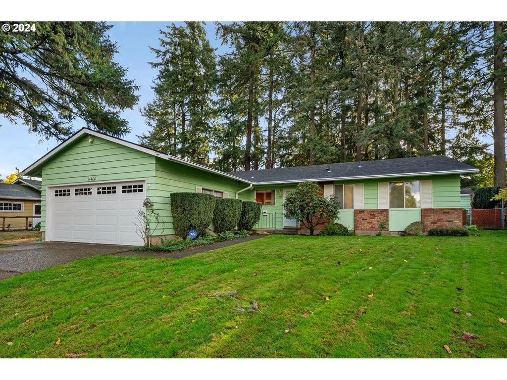 11400 SE Hawthorne Street Portland OR 97216
