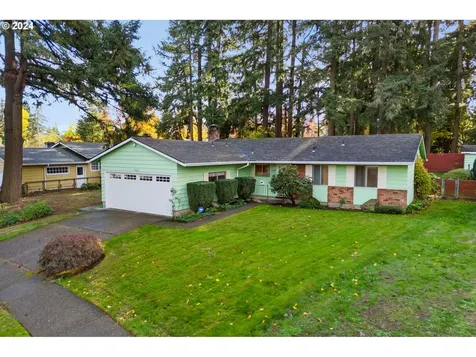 11400 SE Hawthorne Street Portland OR 97216