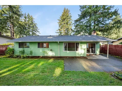 11400 SE Hawthorne Street Portland OR 97216