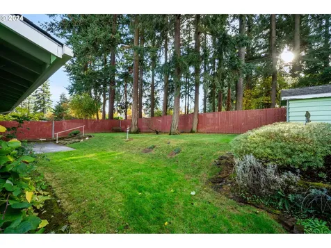 11400 SE Hawthorne Street Portland OR 97216