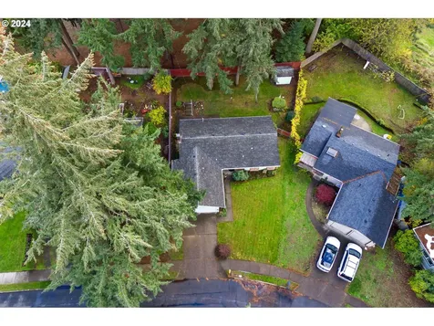 11400 SE Hawthorne Street Portland OR 97216