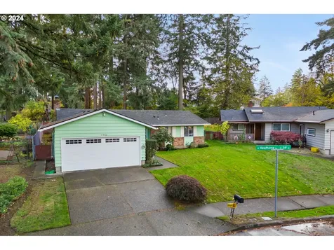 11400 SE Hawthorne Street Portland OR 97216