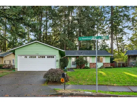 11400 SE Hawthorne Street Portland OR 97216