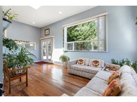 14309 Se Foster Road Portland OR 97236