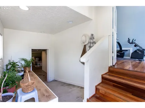 14309 Se Foster Road Portland OR 97236