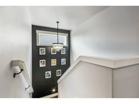 2857 NW Mount Ashland Lane Mcminnville OR 97128
